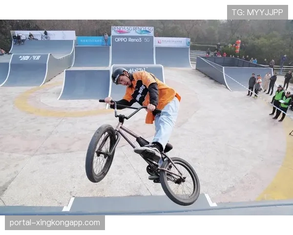 经验与青春的对话:BMX自由式决赛中老将如何应对新秀冲击 经验与青春的对话:BMX自由式决赛中老将如何应对新秀冲击