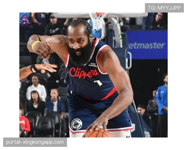 快船五连败期间战术困境:哈登与莱昂纳德挡拆发起效率下降原因探析 快船五连败期间战术困境:哈登与莱昂纳德挡拆发起效率下降原因探析